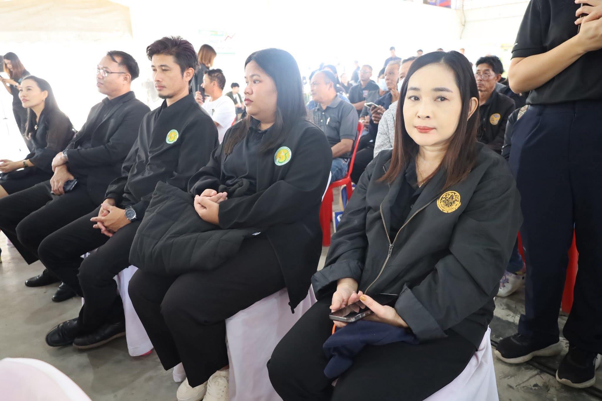 title - ส.ป.ก.อ่างทอง เข้าร่วมงานเวทีรณรงค์ 